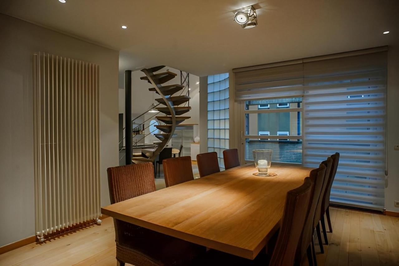 Big And Comfortable Triplex In Knokke Exterior photo
